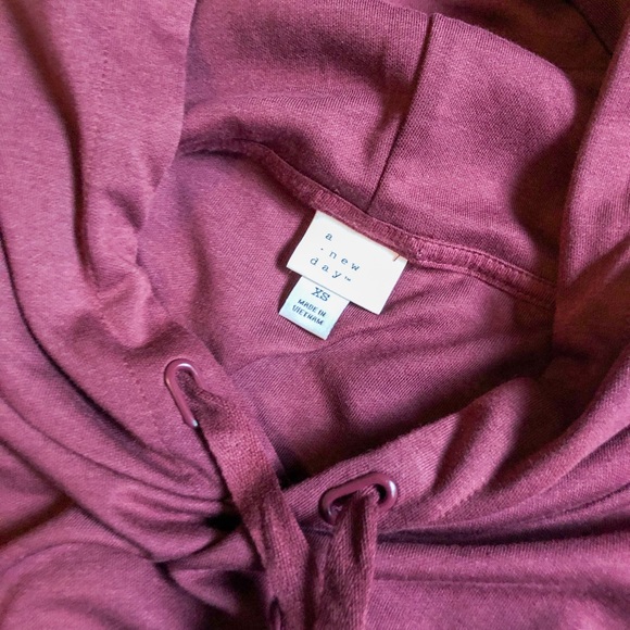 SOLD***Target- A New Day maroon sweater - Picture 5 of 6